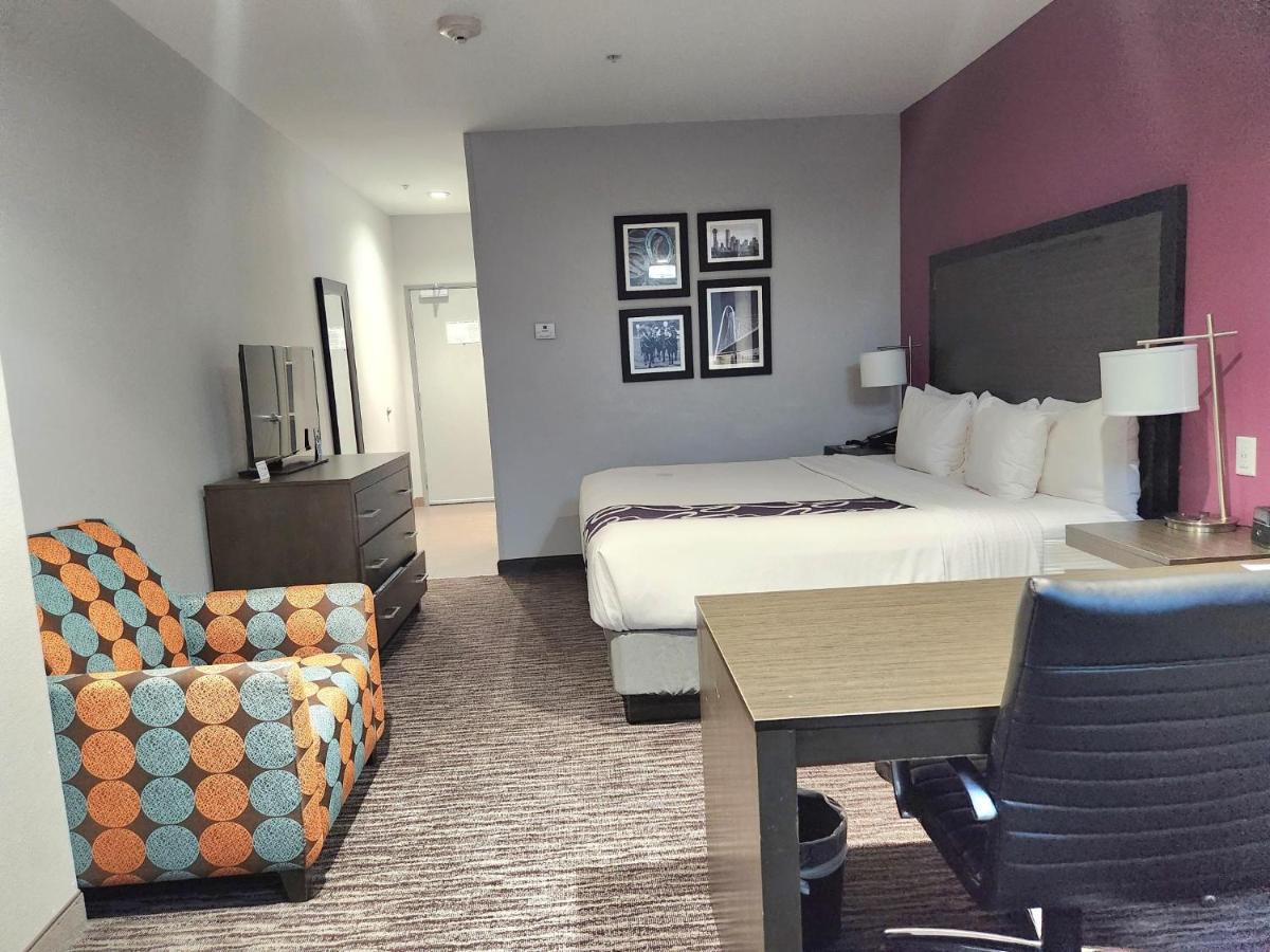 La Quinta By Wyndham Dallas North Hotel 3*