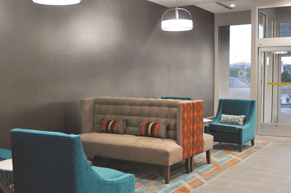 La Quinta By Wyndham Dallas North