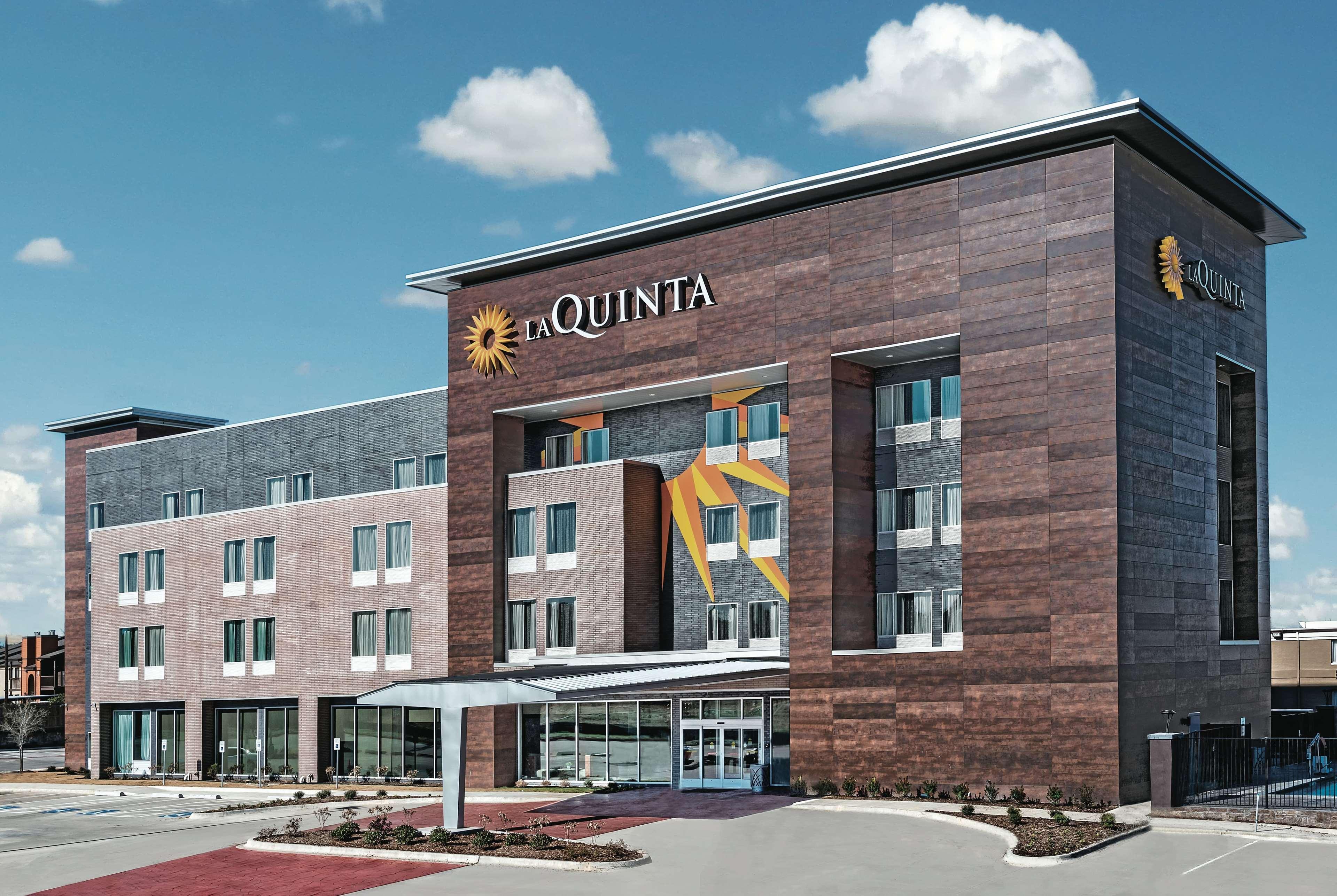La Quinta By Wyndham Dallas North Hotel Grand Prairie