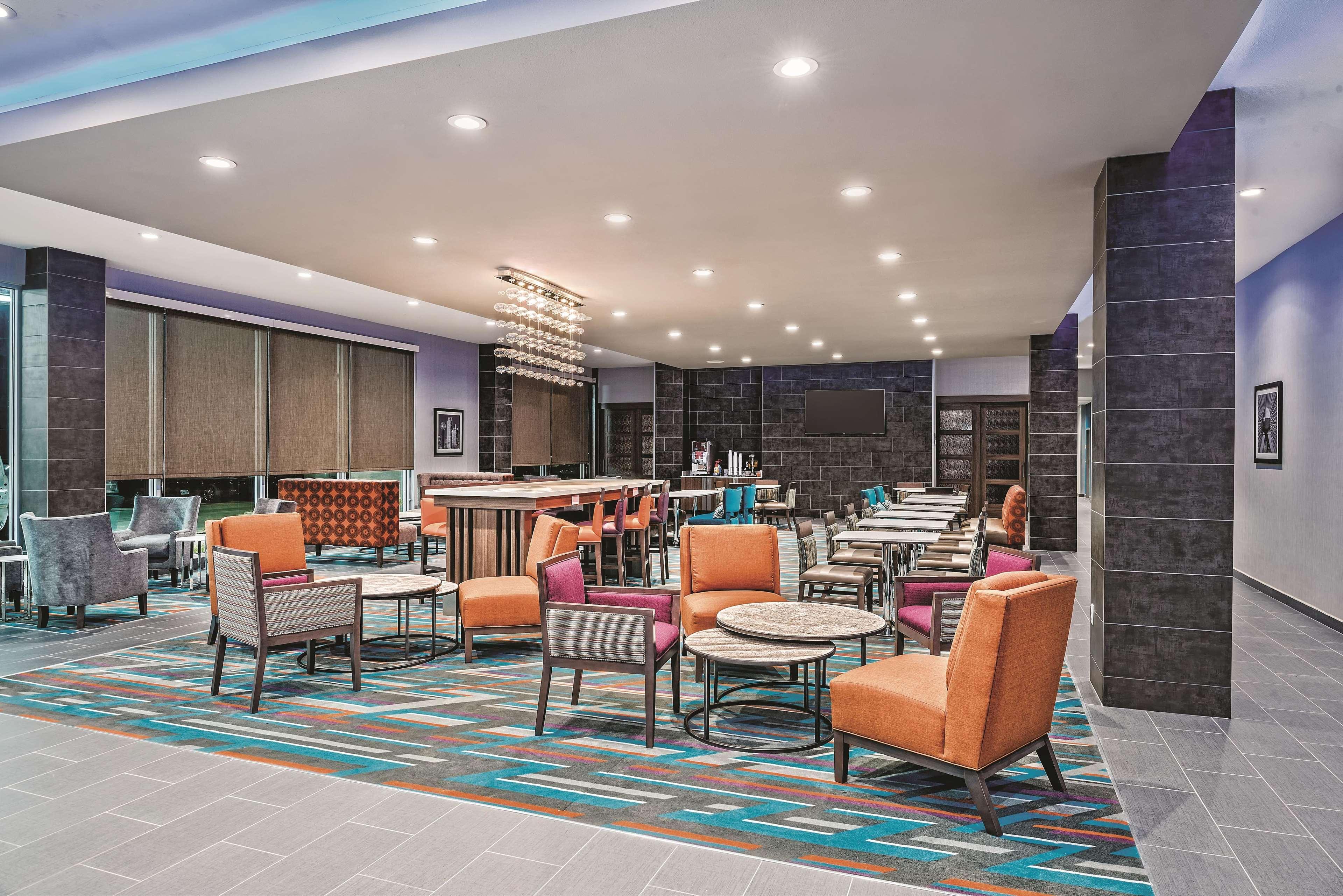 La Quinta By Wyndham Dallas North