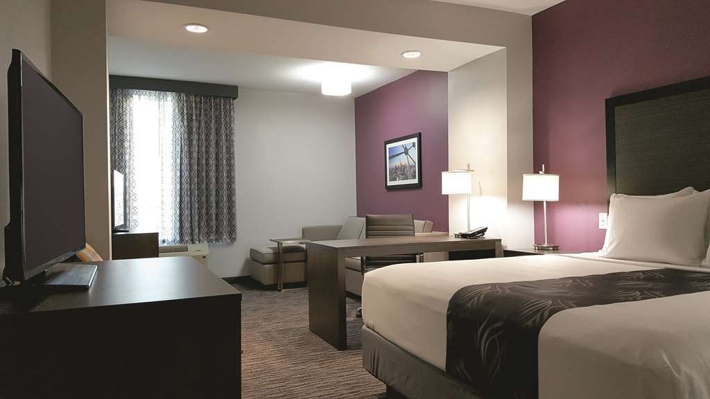 La Quinta By Wyndham Dallas North Hotel Grand Prairie